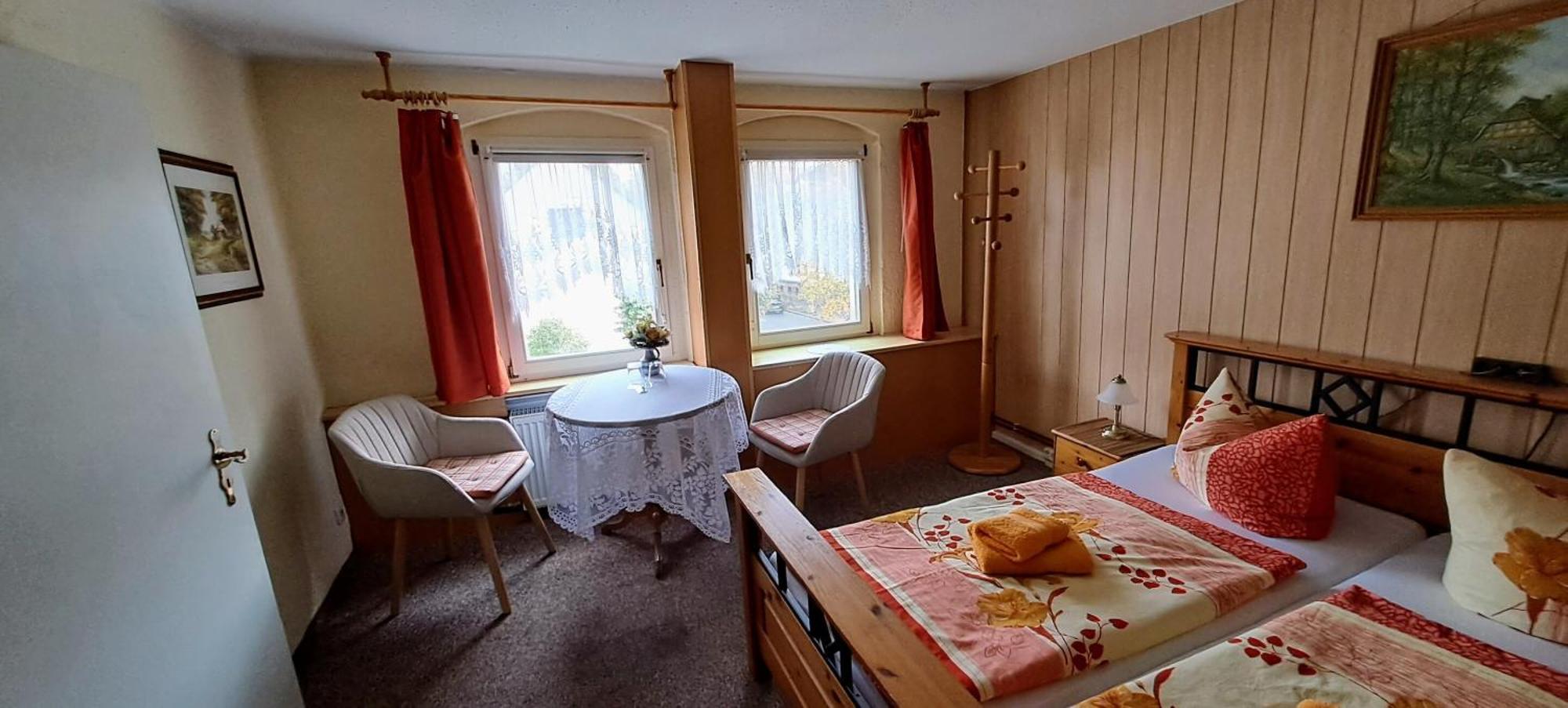 Pension & Gasthaus Nostalgie Altendorf  部屋 写真
