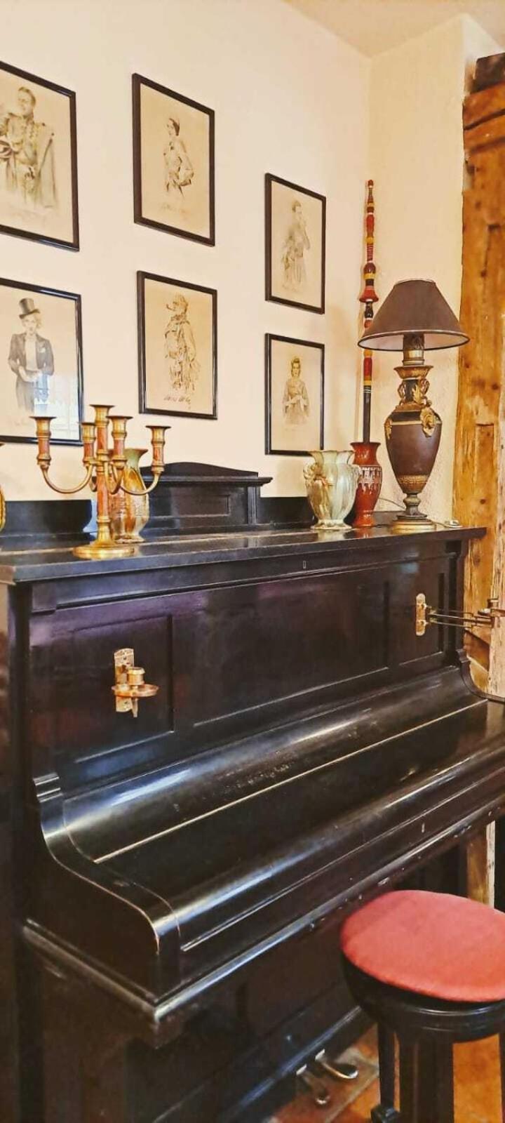 Pension & Gasthaus Nostalgie Altendorf  エクステリア 写真