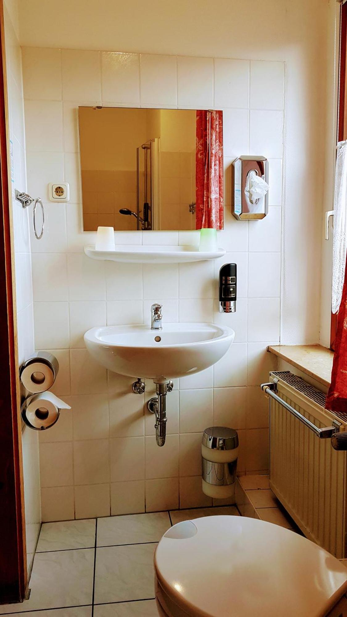 Pension & Gasthaus Nostalgie Altendorf  部屋 写真